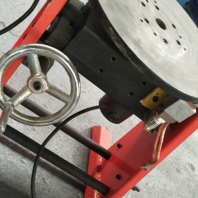 變位機(jī)齒輪減速電機(jī)和抗干擾調(diào)速器廠家